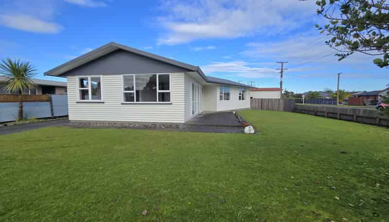 221 Park Street, Hokitika