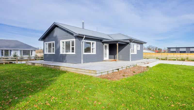 9C Lawrence Street, Otane