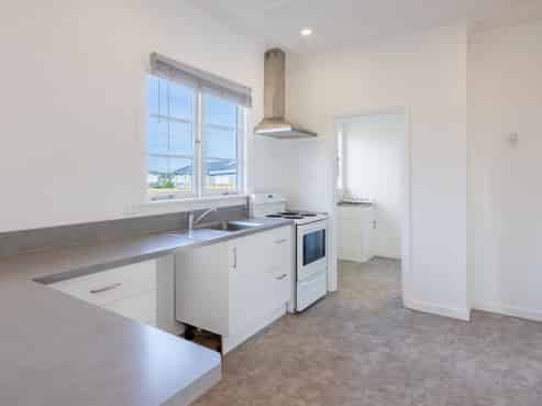 9C Lawrence Street, Otane