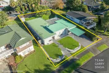 14 Barnhill Crescent, Pahurehure