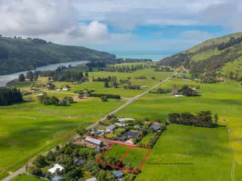 1196A Okains Bay Road, Okains Bay