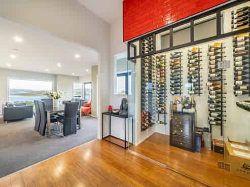 11 Corlett Road, Plimmerton