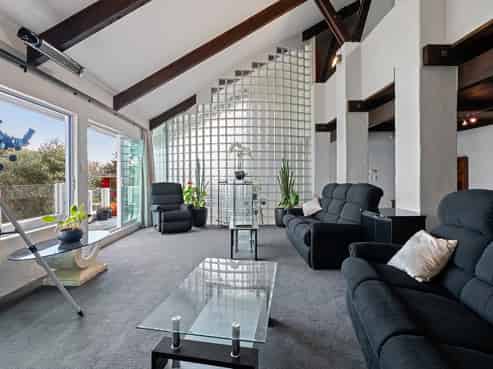 5 Rangiuru Road, Mahina Bay