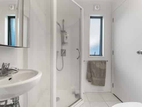 73A/21 Hunters Park Drive, Three Kings
