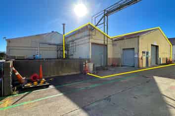 Storage Facility with 3 Roller Doors