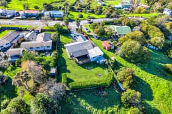 8 Doctors Hill Road, Maungaturoto