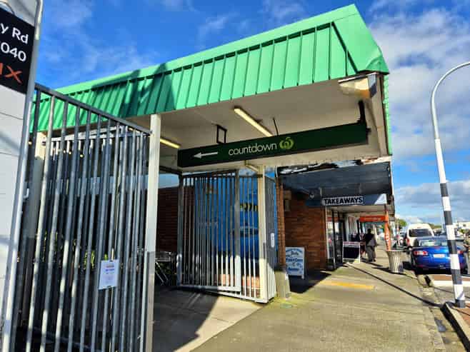 Premium retail opportunity in Blockhouse Bay