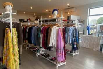 High Profile, 100 sqm Corner Unit - For Lease