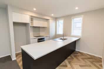 31 Te Ara o Puakawe, Wainuiomata