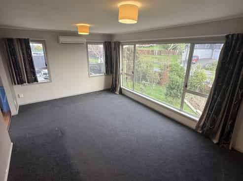 282 Dowse Drive, Maungaraki