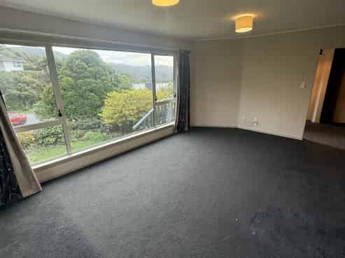 282 Dowse Drive, Maungaraki
