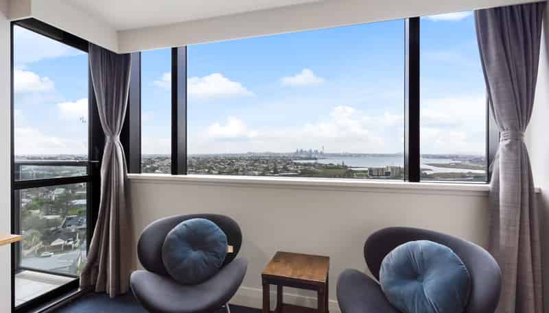 9-17 Byron Avenue, Takapuna