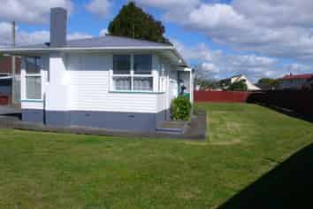 5 Collett Road, Otara