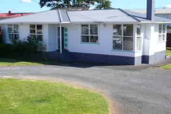 5 Collett Road, Otara