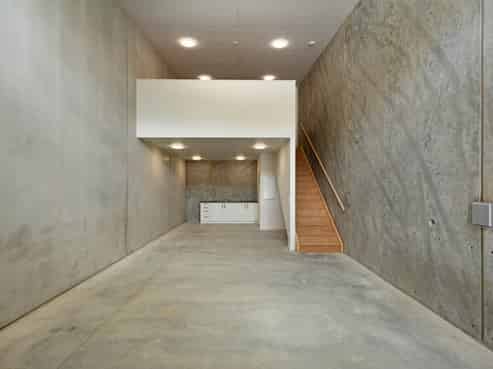 Superior Commercial Unit – Ready to Occupy Now