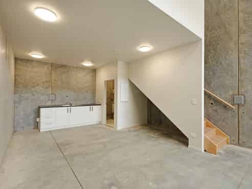 Superior Commercial Unit – Ready to Occupy Now