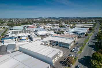 HIGH STUD WAREHOUSE - WEST AUCKLAND