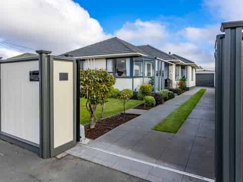 31 Vardon Crescent, Shirley