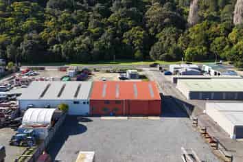 Warehouse and Secure Yard