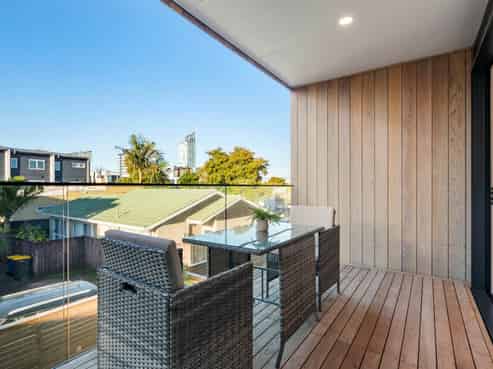 25C  Lomond Street, Takapuna