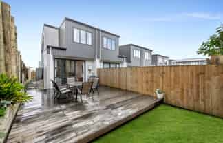 16 Stroom Street, Flat Bush