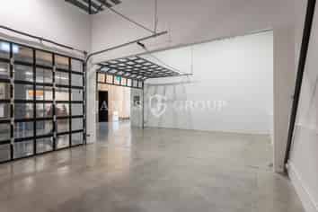 55M² BOUTIQUE RETAIL STORE IN ORAKEI BAY VILLAGE
