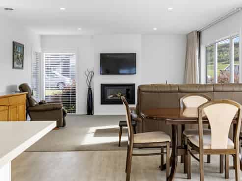 21 Marabou Crescent, Nukuhau