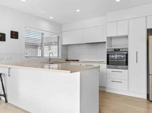 21 Marabou Crescent, Nukuhau