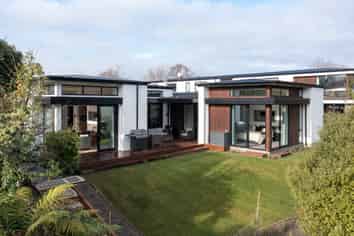59 Straven Road, Fendalton