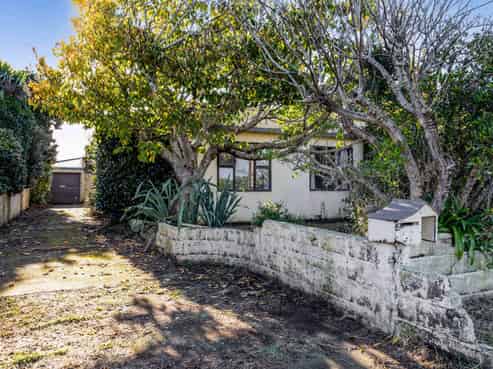 87 Whitcombe Road, Opunake