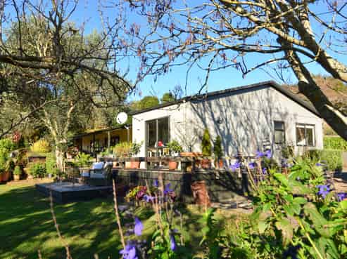 2087 Arapuni Road, Pukeatua