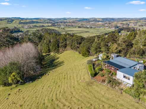 82 Pinchgut Road, Kaukapakapa