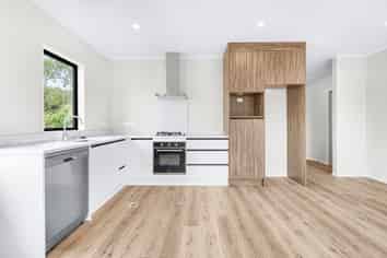 2/10 Michael Avenue, Dinsdale