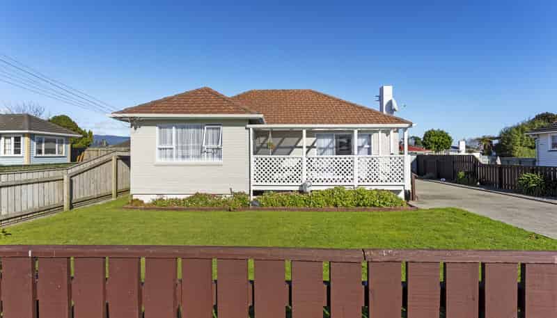 12 Saint Annes Street, Levin