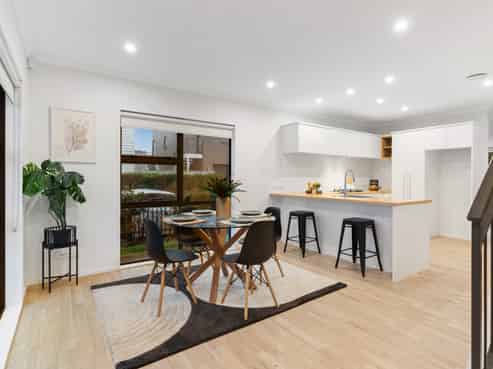 18 Pepene Avenue, Manurewa