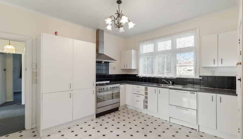 76 Parker Avenue, Levin