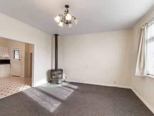 76 Parker Avenue, Levin