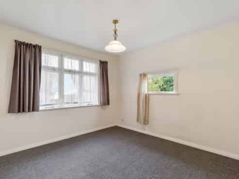 76 Parker Avenue, Levin