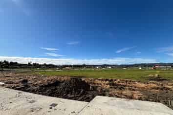 Auckland - Address withheld