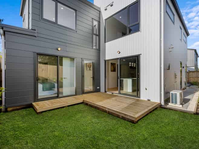 Lot 4/12 Baringa Place, Botany Downs