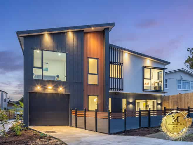 Lot 1&4/12 Baringa Place, Botany Downs