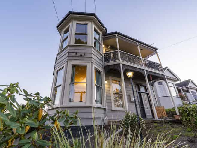 101 Eglinton Road, Mornington