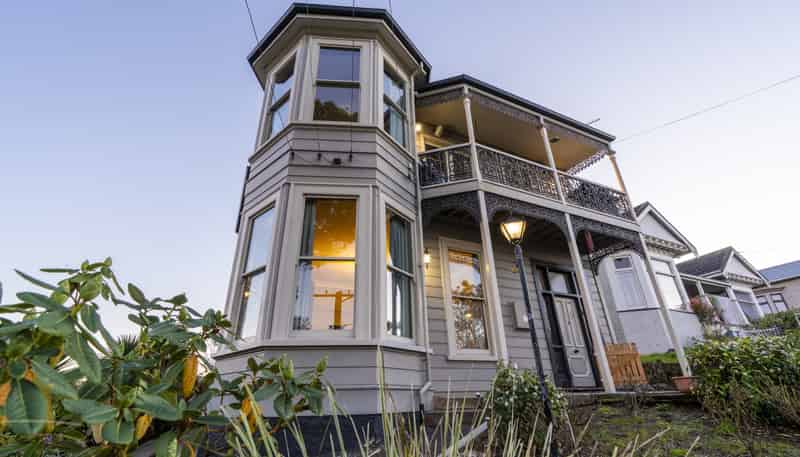 101 Eglinton Road, Mornington