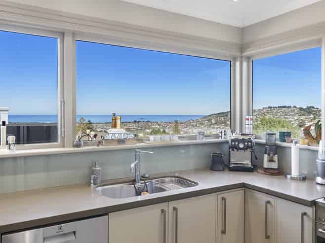101 Eglinton Road, Mornington