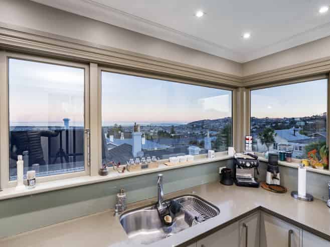 101 Eglinton Road, Mornington