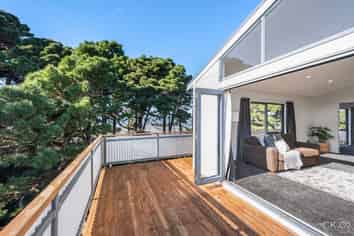 175 Tirohanga Road, Tirohanga