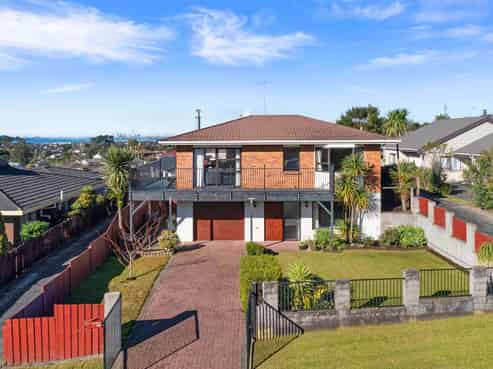 1/21 White Heron Drive, Massey