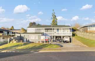 9 Wychwood Crescent, Springfield