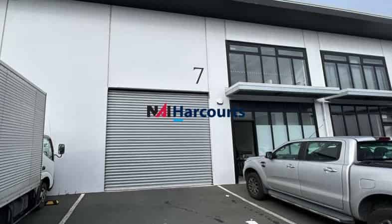 7/9 Chonny Crescent, Manurewa