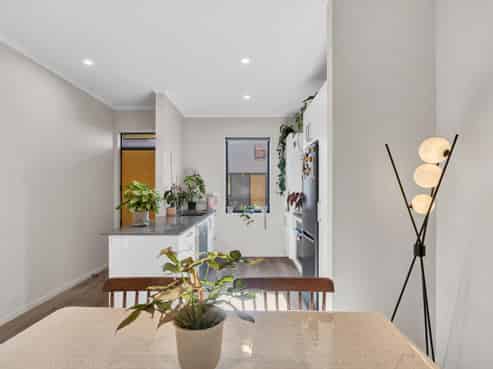 2 Kerewhenua Crescent, Hobsonville
